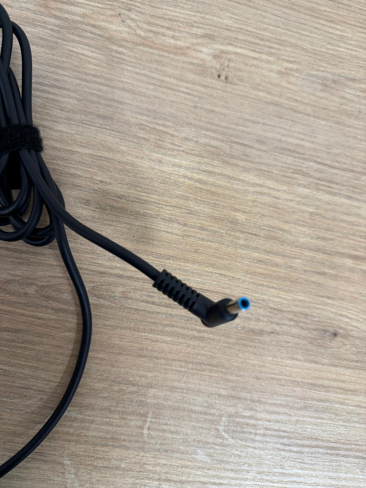 HP Laptop Notebook Orjinal Adaptör 19,5V 2,31A - Mavi Uç